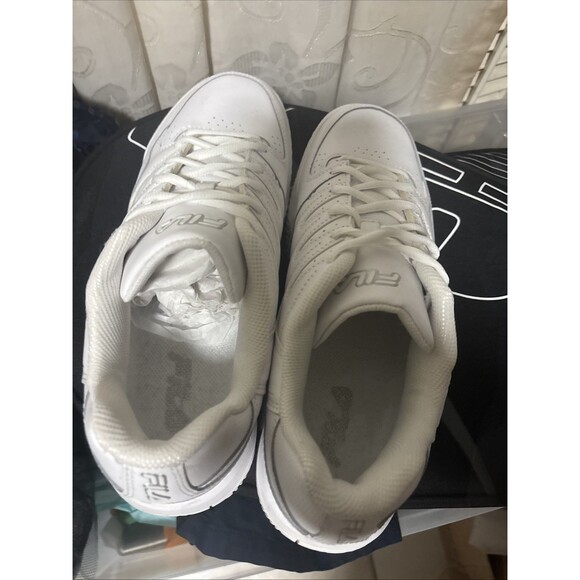 New Men's Fila Summerlin Tennis White Silver Size 10 1/2. Brand New No Box - Picture 3 of 6